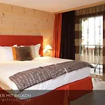 호텔 Matterhorn Boutique & 4*
