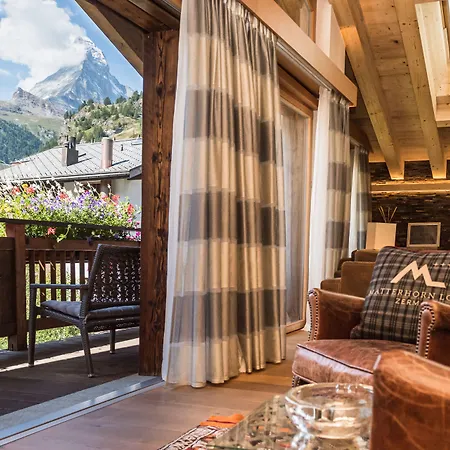 Hotel Matterhorn Boutique & 4*