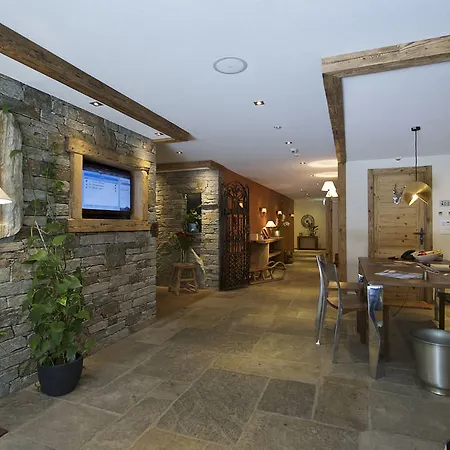 Otel Matterhorn Boutique & 4*